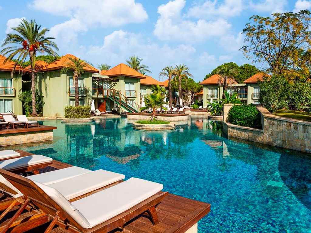 IC HOTELS RESIDENCE