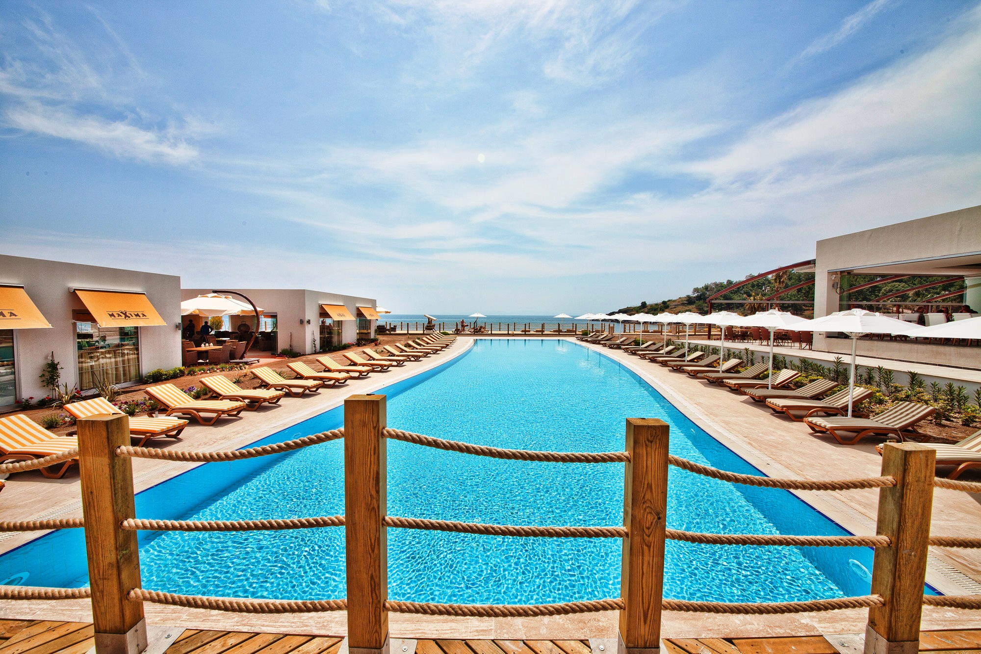 MAXIMA PARADISE RESORT