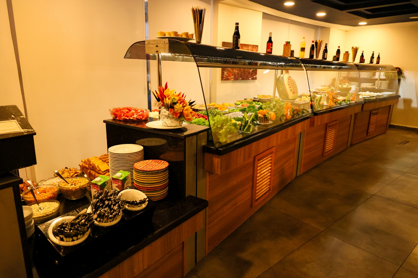 THE CORNER PARK HOTEL