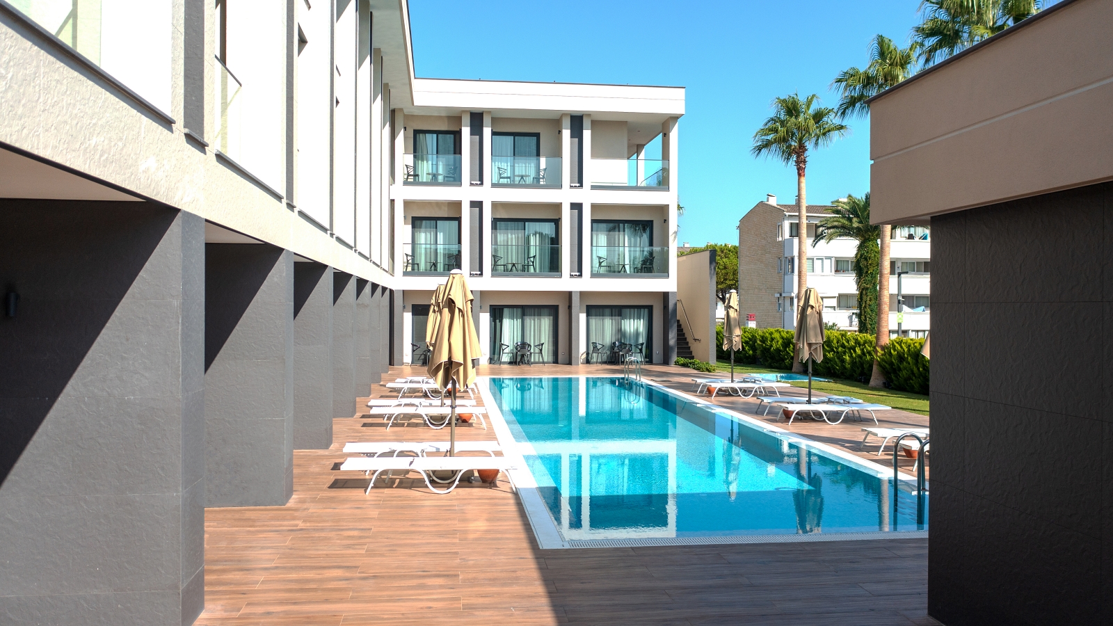 BOYALIK BEACH PALMS HOTEL