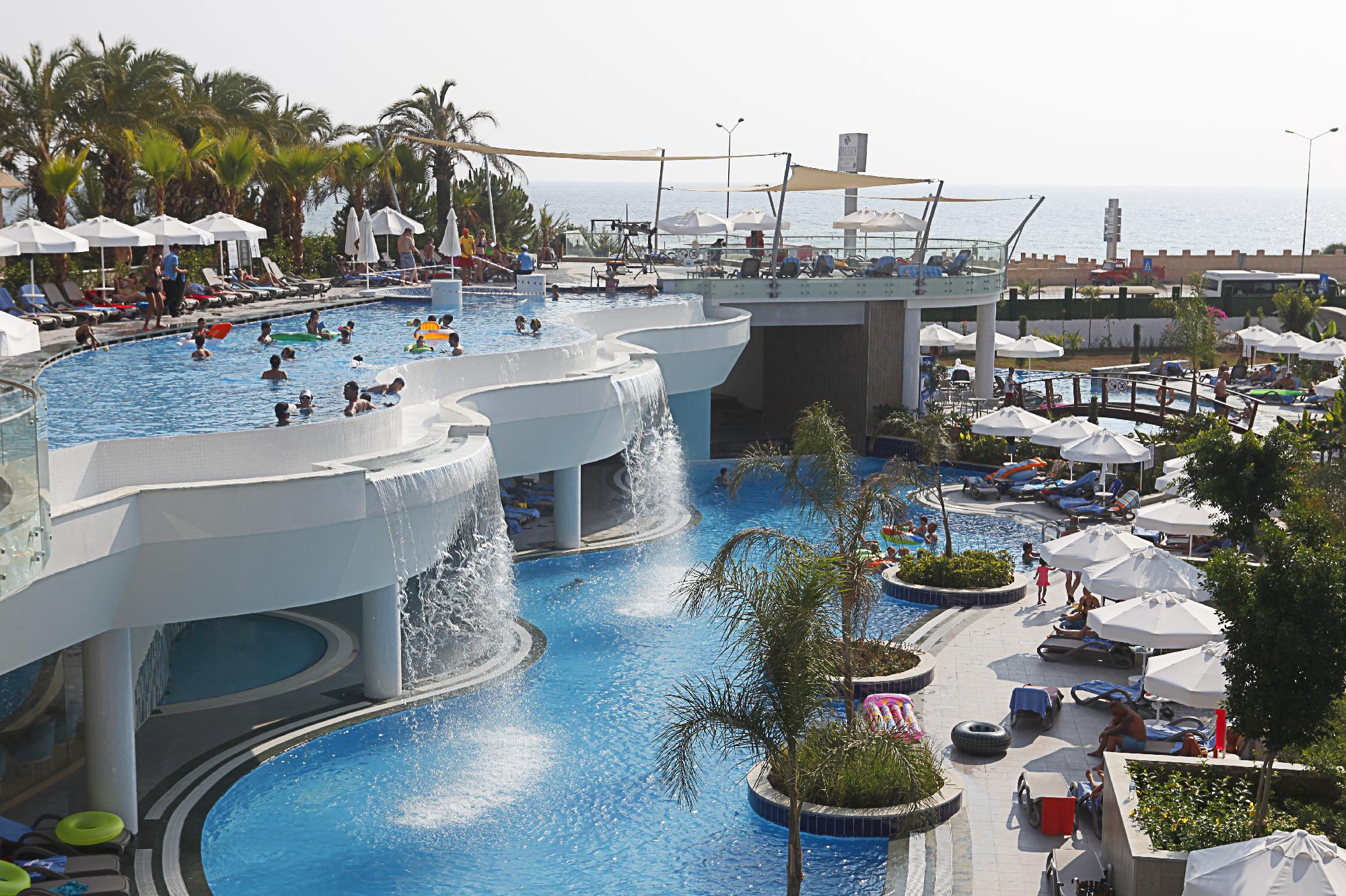 LONG BEACH RESORT & SPA DELUXE