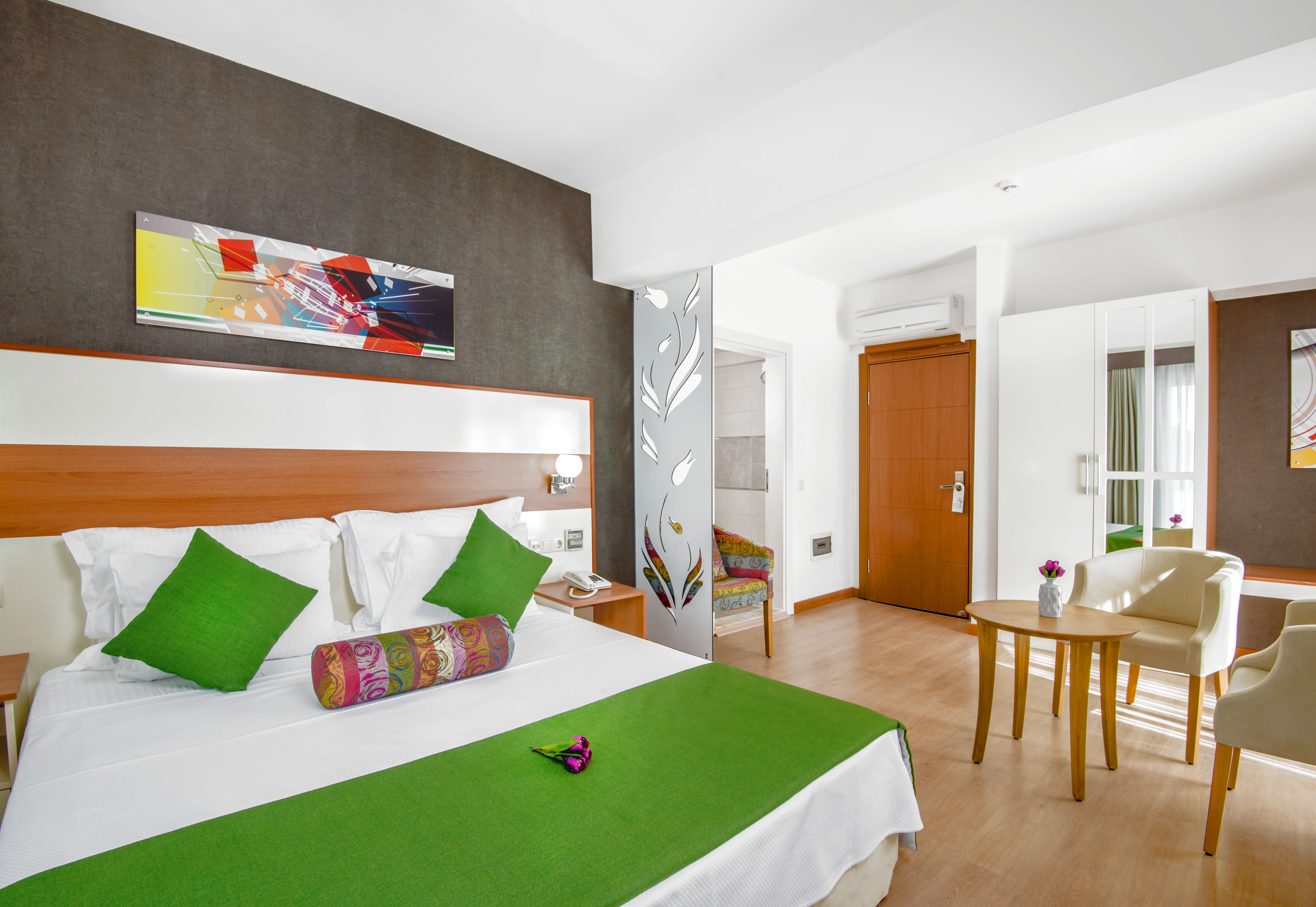 EGE TULIP CESME