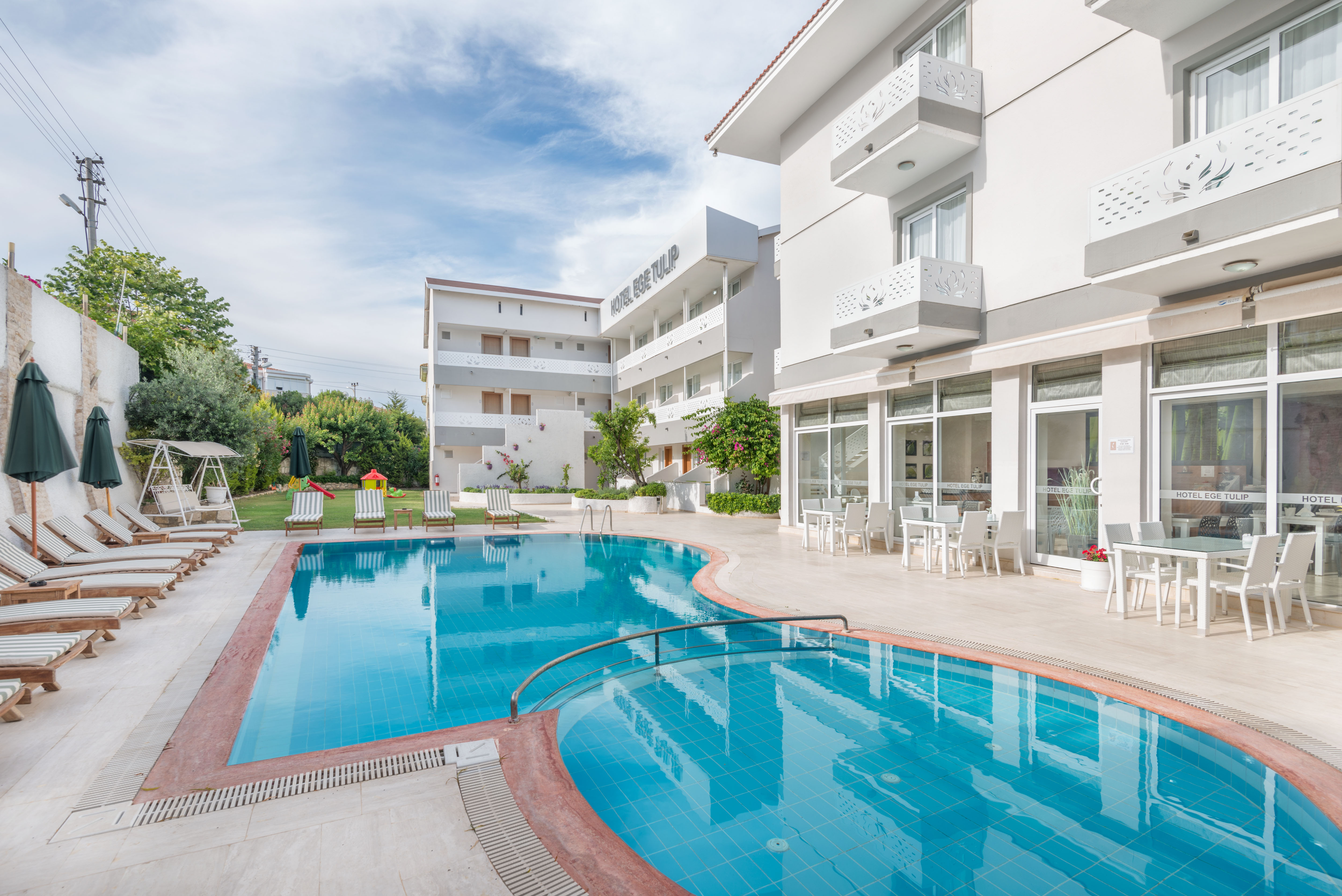 EGE TULIP CESME