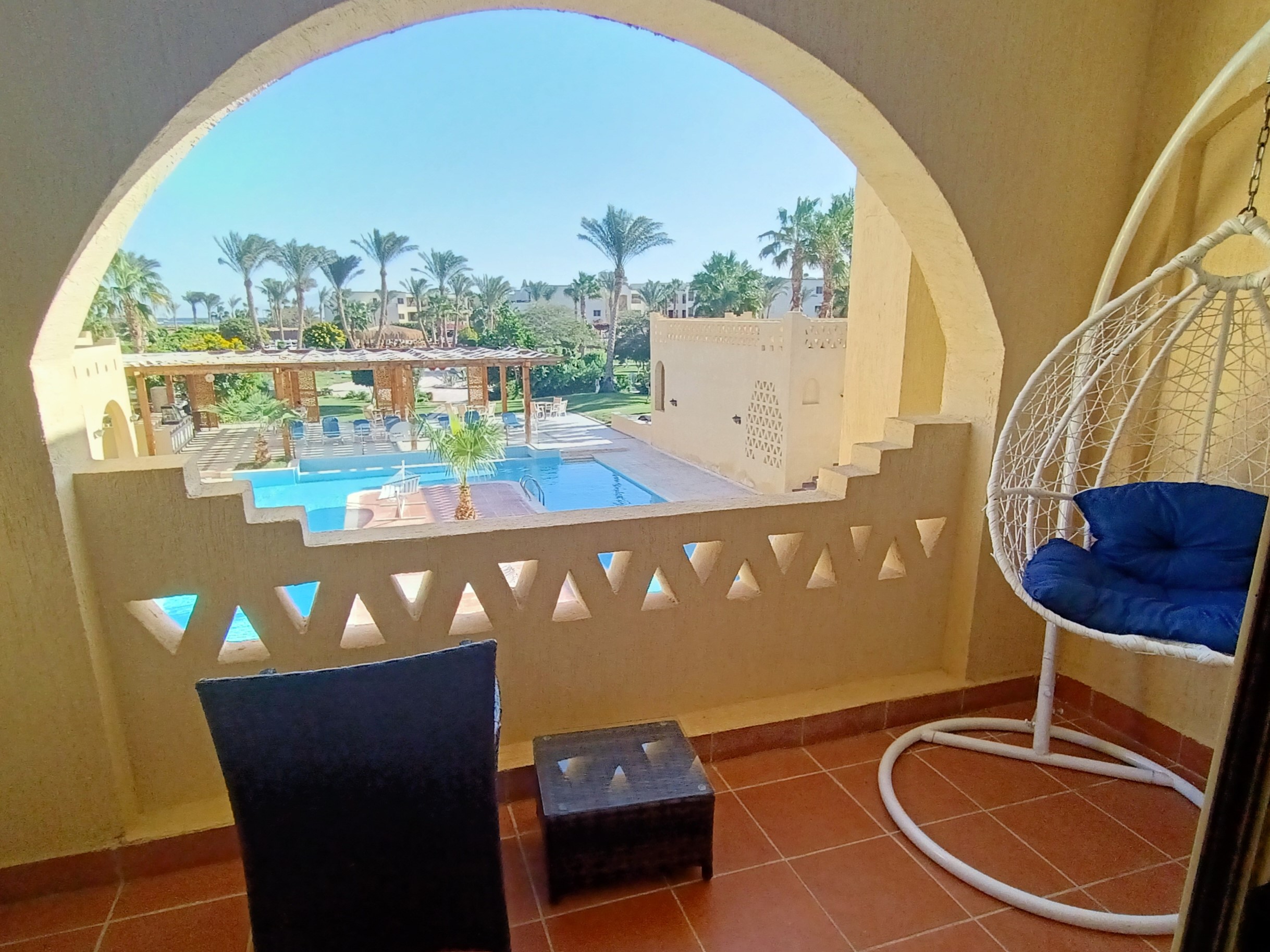 ROMANCE REGENCY CLUB