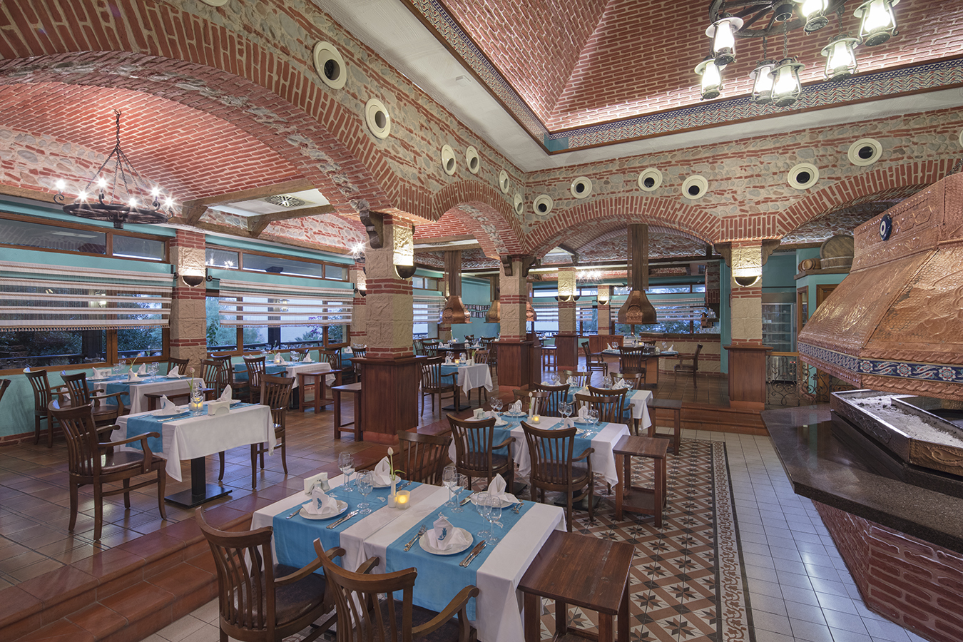 MERIT CRYSTAL COVE HOTELCASINO & SPA